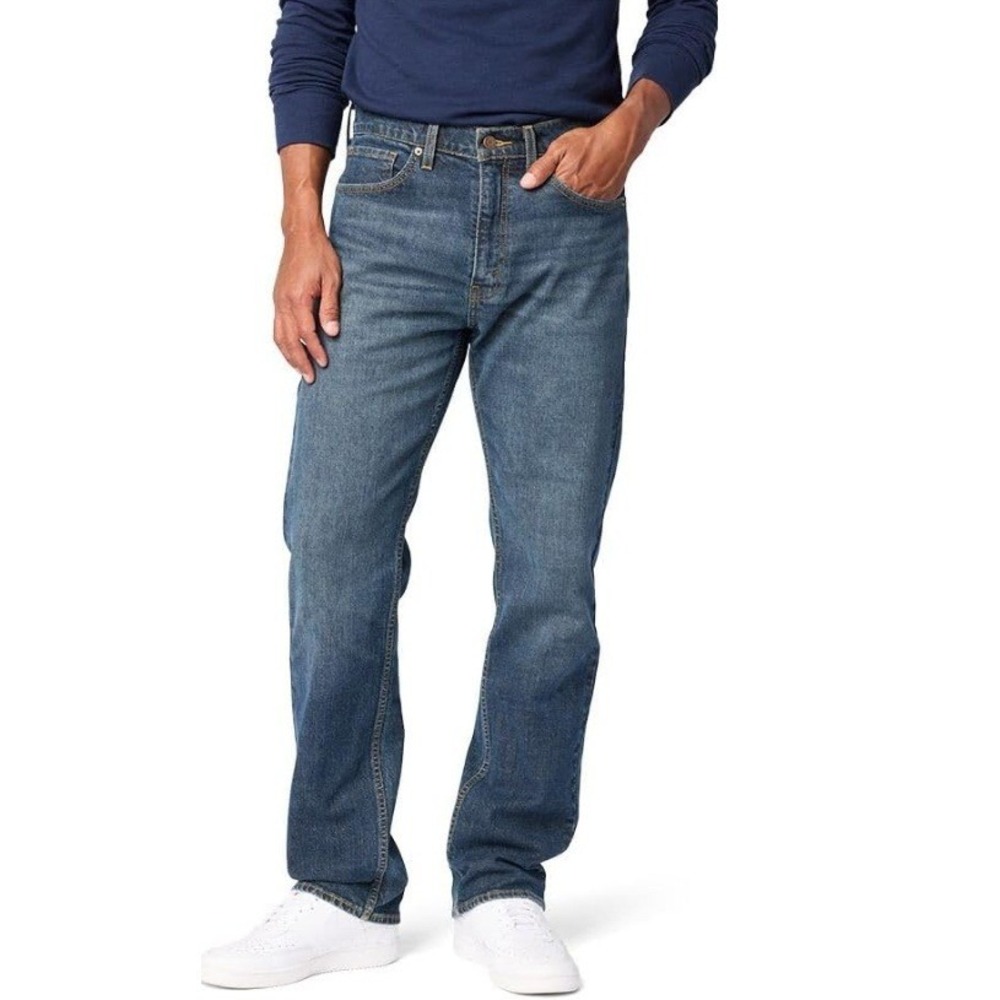 Levi Strauss Signature Gold Men's‎ Relaxed Fit Flex Jeans NWT Size 32